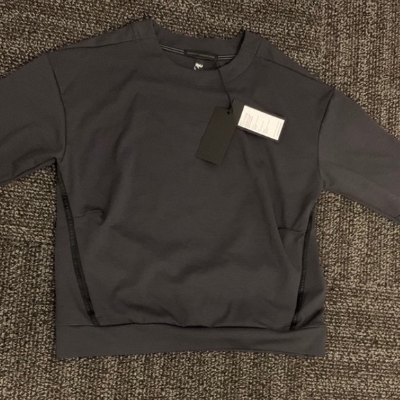 Sweater RYU  size S p. New - Picture 1 of 3